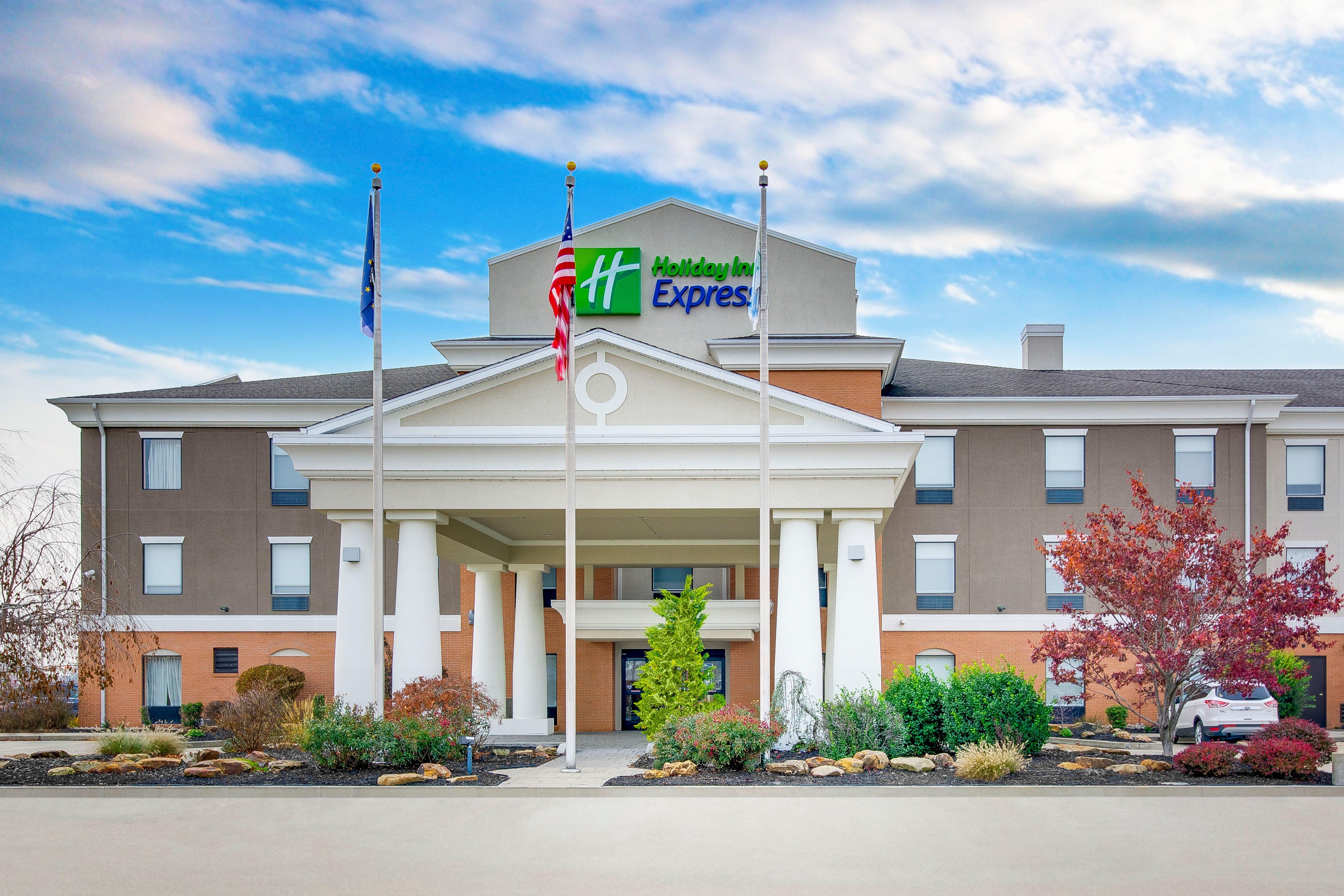 Holiday Inn Express Vincennes Bagian luar foto
