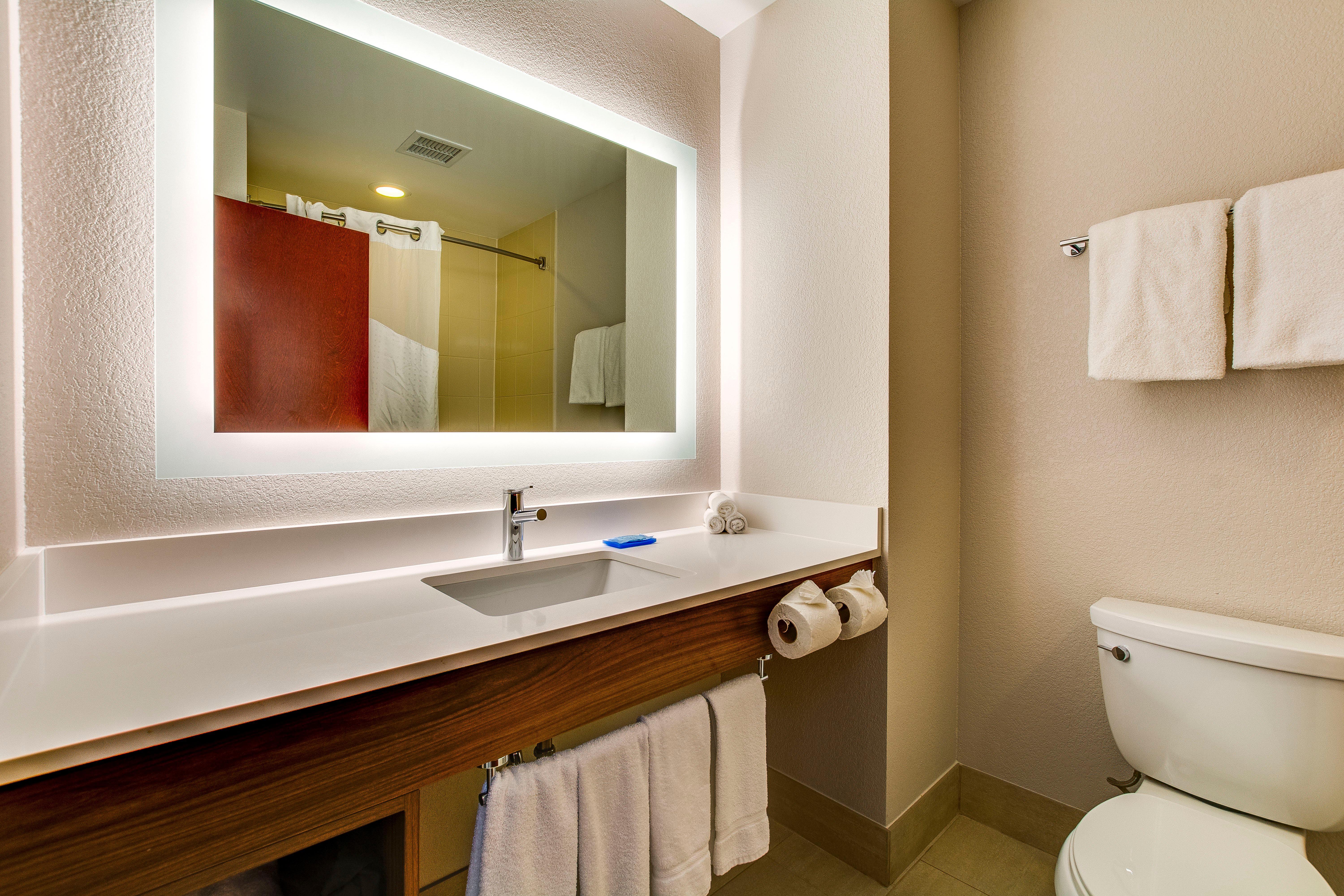 Holiday Inn Express Vincennes Bagian luar foto