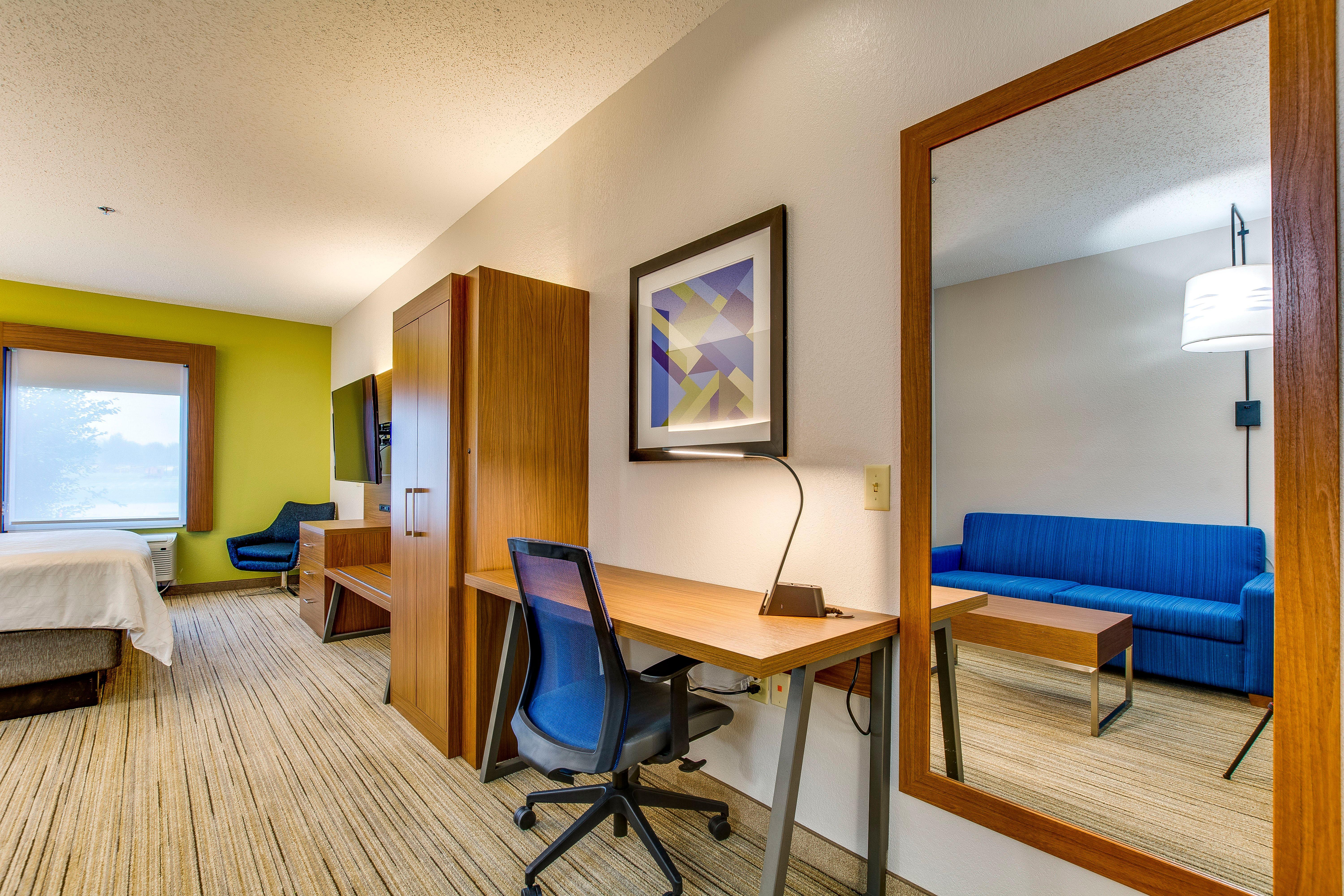 Holiday Inn Express Vincennes Bagian luar foto