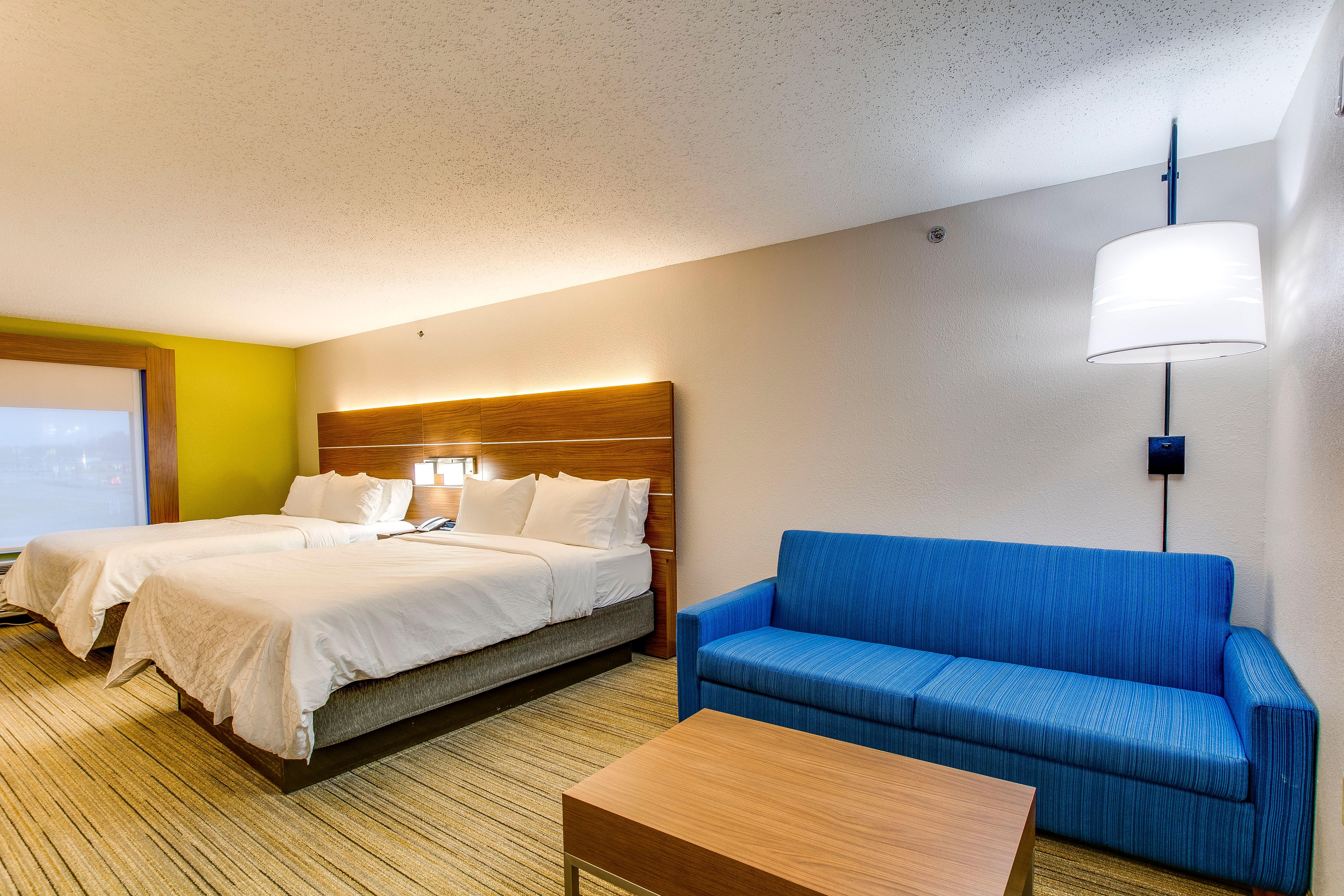 Holiday Inn Express Vincennes Bagian luar foto