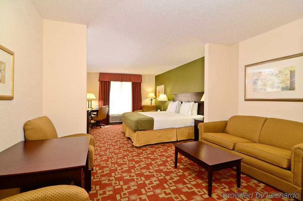 Holiday Inn Express Vincennes Bagian luar foto